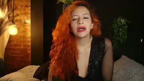 Snapshot of sahra_tayl0r_ chatting on 11-14-25, 02:49 SARA online show from 11-14-25, 02:49