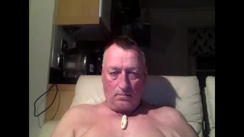 Snapshot of sail_naked chatting on 05-11-26, 12:05 sail_naked online show from 05-11-26, 12:05