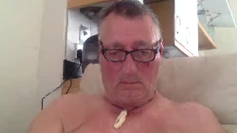 Snapshot of sail_naked chatting on 07-12-26, 12:18 sail_naked online show from 07-12-26, 12:18