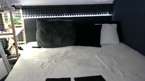 sailormoon40 online show from 02-27-26, 06:02