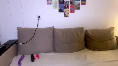 Sofia online show from 02-18-25, 04:48