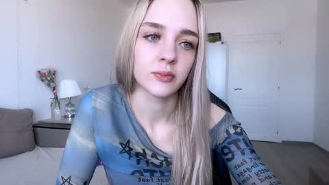 Sofia online show from 02-19-25, 10:01