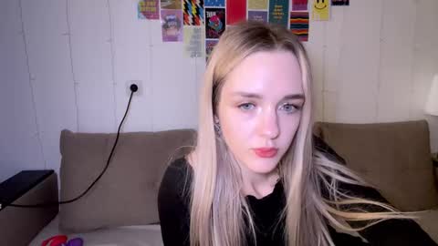 Sofia online show from 02-25-25, 03:05