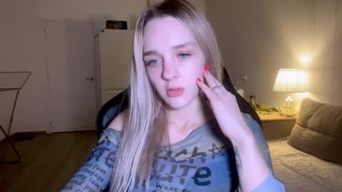 Sofia online show from 03-05-25, 04:57