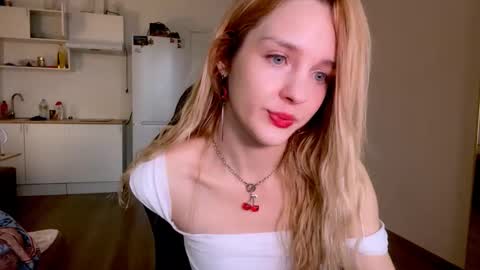 Sofia online show from 12-21-25, 08:43