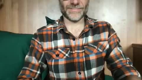 Snapshot of saint009 chatting on 05-18-26, 09:37 saint009 online show from 05-18-26, 09:37