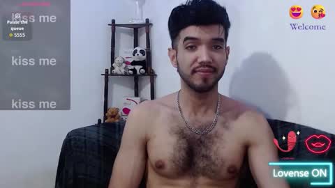 Saint Castle online show from 10-19-25, 01:28