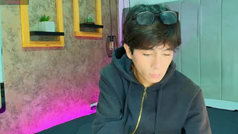 Santi online show from 04-01-26, 02:03