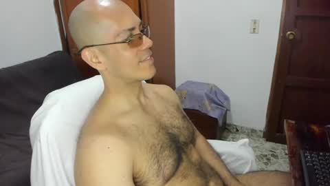 Snapshot of saintedy01 chatting on 07-24-26, 12:47 saintedy01 online show from 07-24-26, 12:47