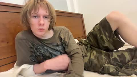 Snapshot of saintfawn chatting on 06-27-26, 05:07 saintfawn online show from 06-27-26, 05:07