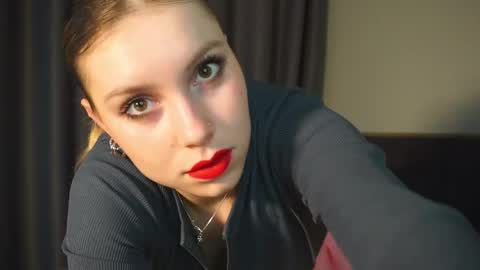 Snapshot of sairally chatting on 05-16-26, 07:45 Ariel online show from 05-16-26, 07:45