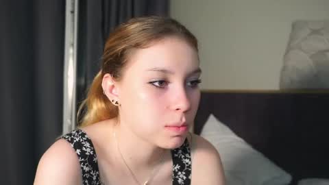Snapshot of sairally chatting on 05-19-26, 08:48 Ariel online show from 05-19-26, 08:48