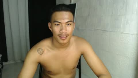 Taylor online show from 11-25-25, 02:50