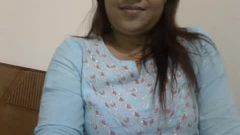 Snapshot of sakirarani chatting on 11-19-25, 10:43 sakirarani online show from 11-19-25, 10:43