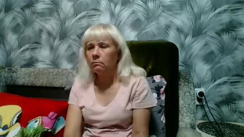 sakura_blonde online show from 10-08-25, 07:28