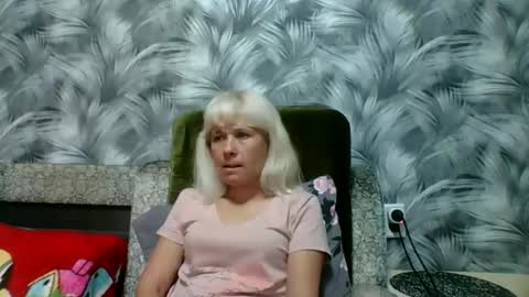 sakura_blonde online show from 10-09-25, 09:29