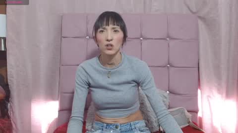 Snapshot of sakura_skinny chatting on 12-06-24, 05:33 Sakura Skinny online show from 12-06-24, 05:33