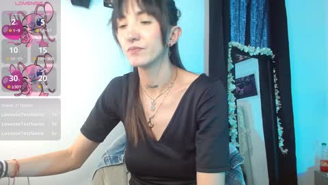 Snapshot of sakura_skinny chatting on 01-09-25, 05:11 Sakura Skinny online show from 01-09-25, 05:11