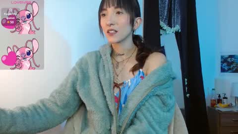 Snapshot of sakura_skinny chatting on 01-15-25, 03:07 Sakura Skinny online show from 01-15-25, 03:07