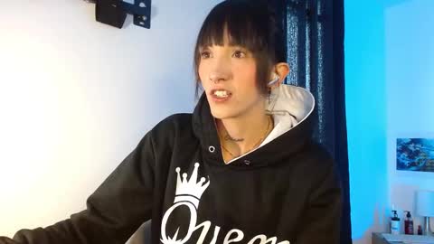 Snapshot of sakura_skinny chatting on 01-27-25, 02:24 Sakura Skinny online show from 01-27-25, 02:24