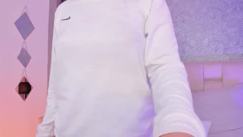 Salem online show from 09-17-25, 02:41