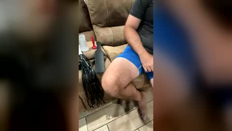 Salems Hubby online show from 06-28-26, 10:27