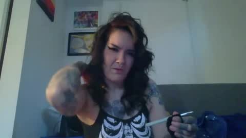 salemsslut online show from 01-24-25, 03:02