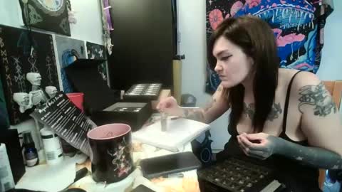 salemsslut online show from 02-04-25, 05:55