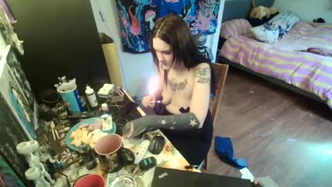 salemsslut online show from 02-13-25, 05:44