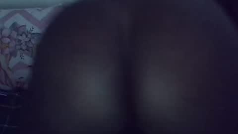 Snapshot of sallybabes255 chatting on 12-05-25, 08:12 Salome online show from 12-05-25, 08:12