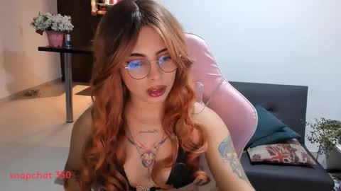 Snapshot of sallymaddoxx chatting on 12-05-24, 02:53 sallymaddoxx online show from 12-05-24, 02:53