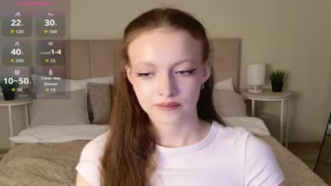 Snapshot of sallypinkman chatting on 06-17-26, 09:12 Sally Pinkman online show from 06-17-26, 09:12