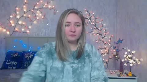 Snapshot of sallyverda chatting on 04-25-26, 05:32 Sally online show from 04-25-26, 05:32