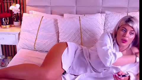 SalmaRoze online show from 05-16-26, 10:36
