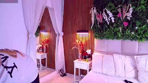 SalmaRoze online show from 06-05-26, 02:40