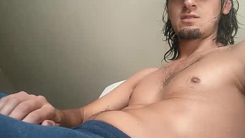 Snapshot of salmonman1305 chatting on 09-22-25, 03:47 salmonman1305 online show from 09-22-25, 03:47