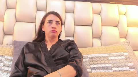 Snapshot of salo_heavenn chatting on 06-06-26, 04:01 salome online show from 06-06-26, 04:01