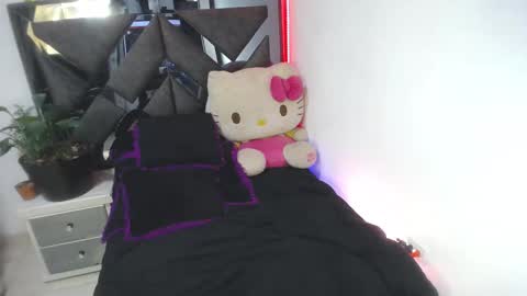 SALO HOT online show from 02-18-25, 02:05