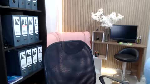 Salome online show from 04-24-26, 10:23