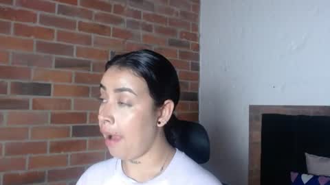 Snapshot of salome__palmer chatting on 06-10-26, 10:52 online show from 06-10-26, 10:52