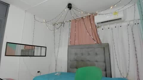 salome online show from 11-21-25, 09:57