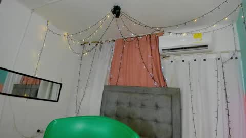 salome online show from 12-17-25, 06:47