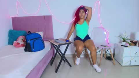 Snapshot of salome_horny3 chatting on 04-24-26, 06:43 salome_horny3 online show from 04-24-26, 06:43