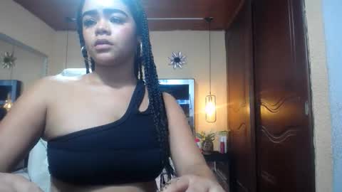 salome_owen17 online show from 12-16-25, 09:09