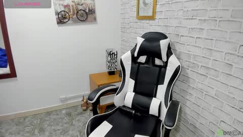 Snapshot of salome_rojas_ chatting on 03-04-26, 10:38 Salome online show from 03-04-26, 10:38