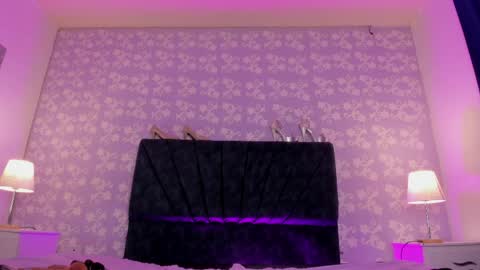 salome_simonz online show from 04-10-26, 10:03
