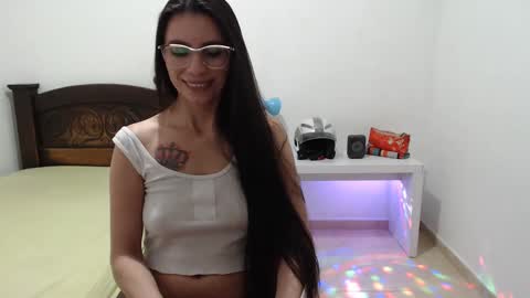 Snapshot of salome_sweet4_ chatting on 02-07-25, 08:31 salome online show from 02-07-25, 08:31