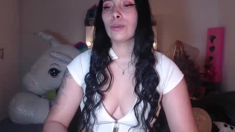 Snapshot of salomefox2 chatting on 12-23-24, 04:12 yenny online show from 12-23-24, 04:12