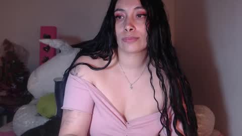 Snapshot of salomefox2 chatting on 02-20-25, 07:45 yenny online show from 02-20-25, 07:45