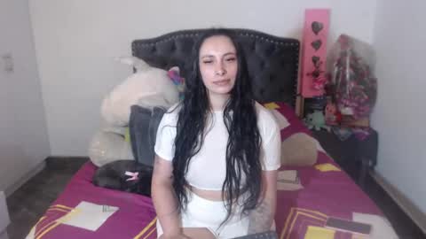 yenny online show from 11-17-25, 03:56